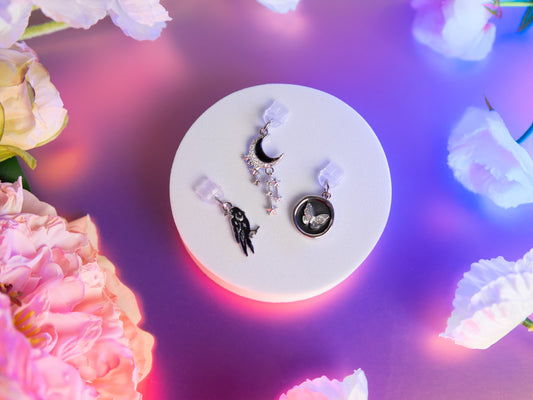 Dark Fantasy Romance E-Reader and Kindle Charms