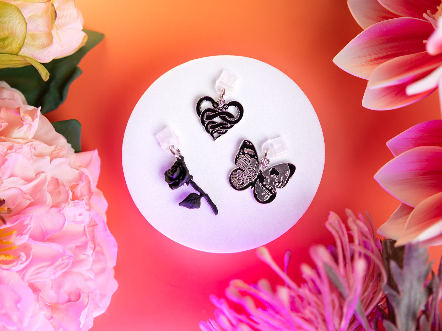 Dark Romance E-Reader and Kindle Charms