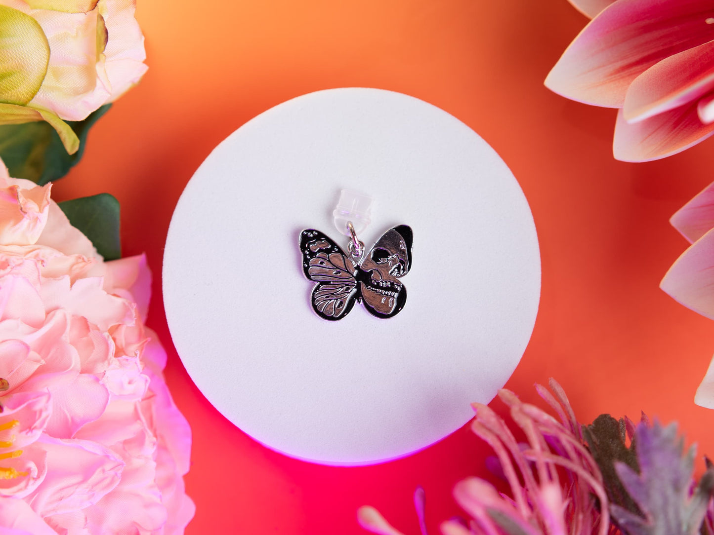 Dark Romance E-Reader and Kindle Charms